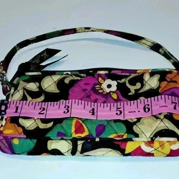 Vera Bradley Suzani Drawstring & Wrislet Set - Picture 9 of 12